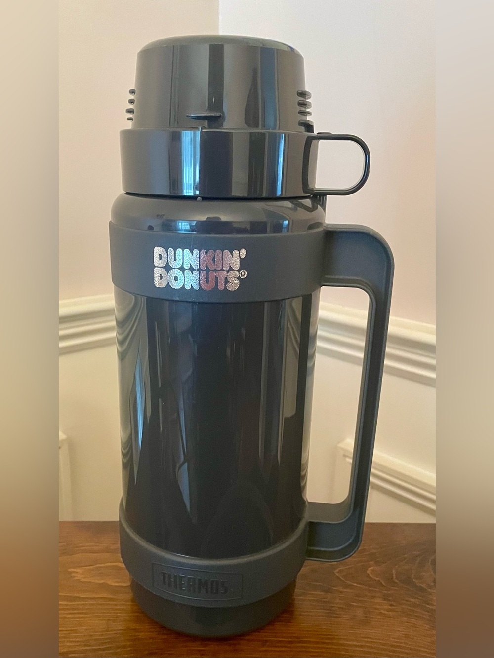 Vintage Dunkin’ Donuts 1-Liter Thermos - Dark Gray (NEW / NEVER USED)